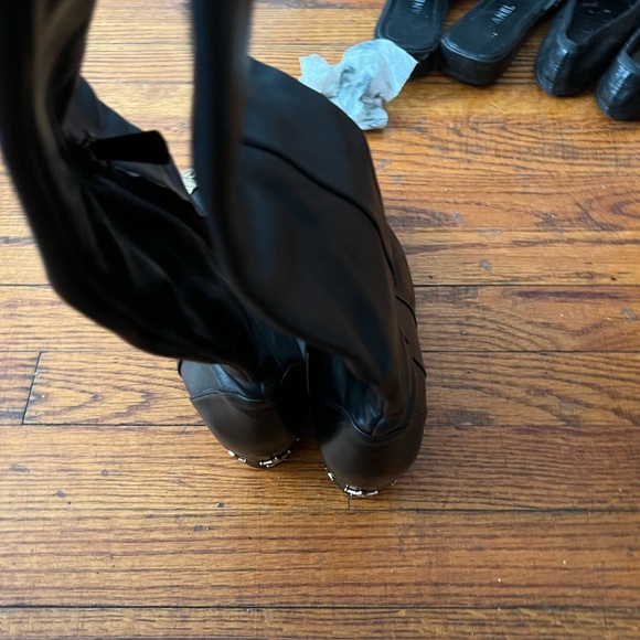 Authentic Chanel over the knee Dallas boots - Picture 3 of 5